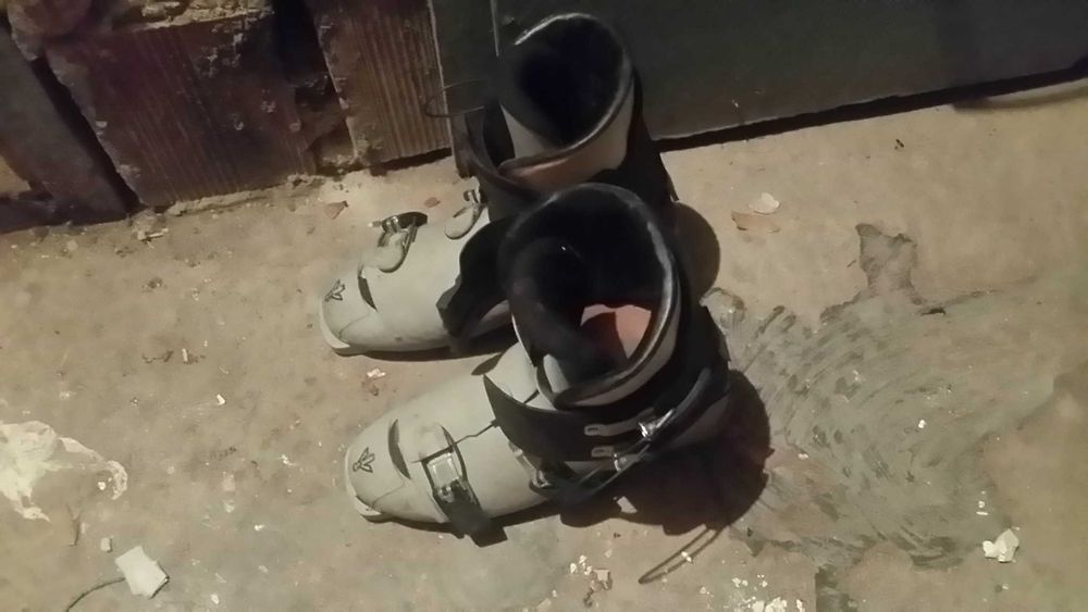 Комплект ски, автомати и обувки