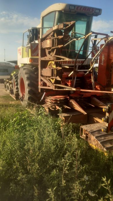 Vând sau dezmembrez