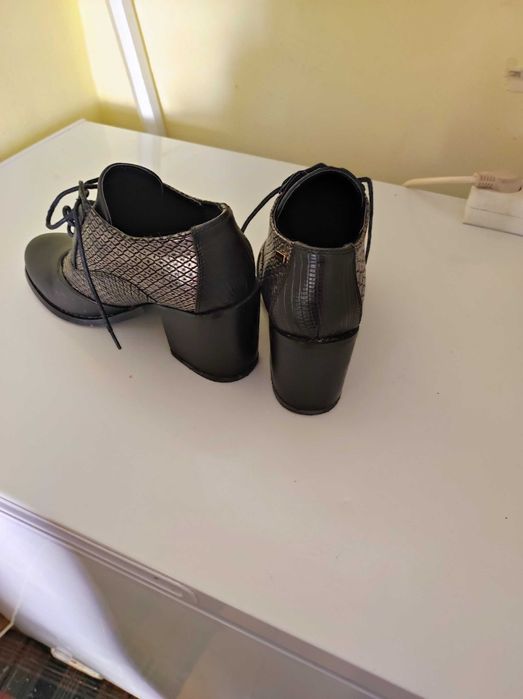 Pantofi piele dama cu toc lat