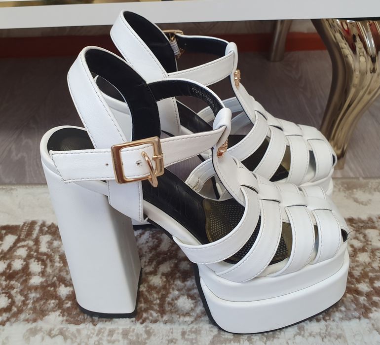 Босоножки 36 размер