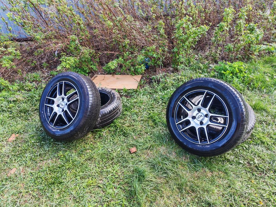 Продам автошины, полики