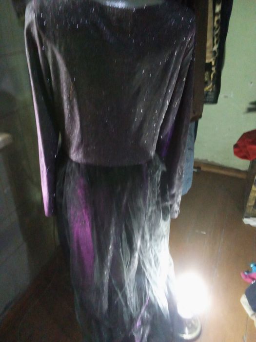 Вечерние женские платья