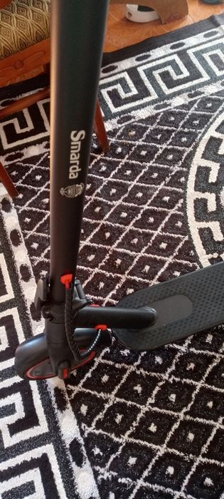 Vând trotineta electrica