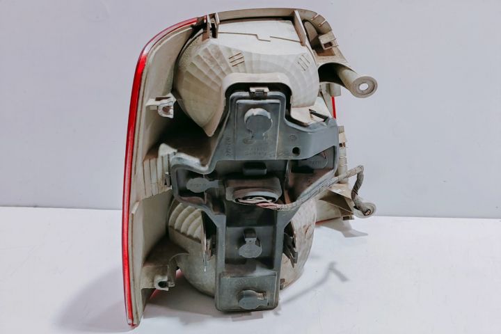 Stop Dreapta cu defect (Fisura vizibila optic) 1T0945096C Volkswagen