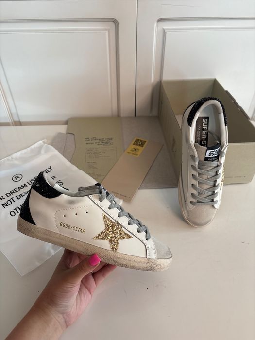 Golden Goose Noi , 100% Piele Naturală , Full Box, Mărimi 35/41 !!!