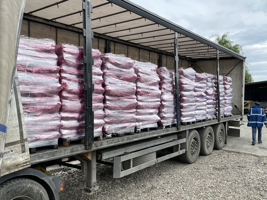 Brichete din cocs petrolier