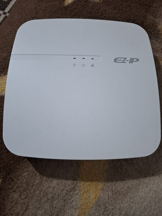 Видеорегистратор EZIP на 2 тр