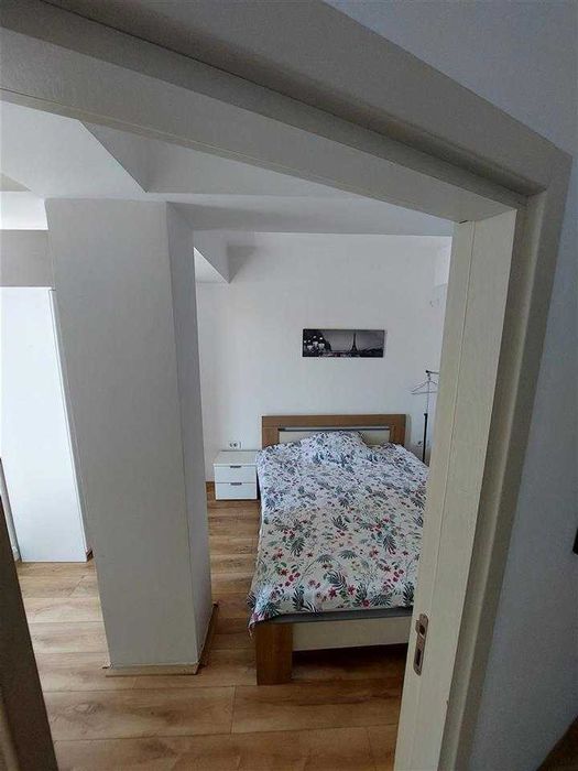 Дава се под наем Едностаен апартамент в София, Младост 4 - 42 кв.м за 346.8 € - Снимка #1