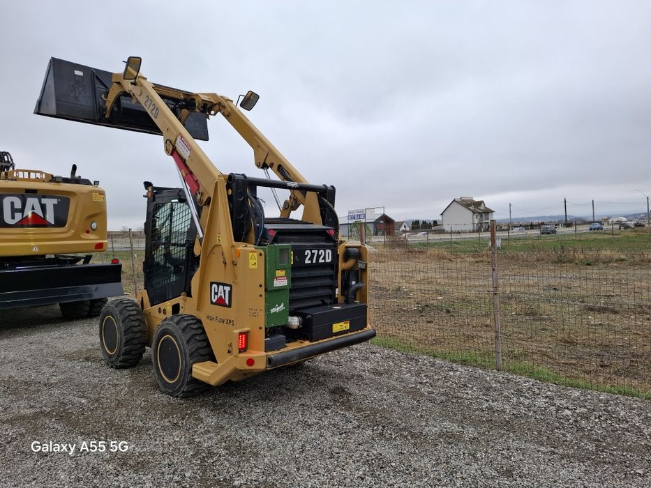 Încărcător frontal