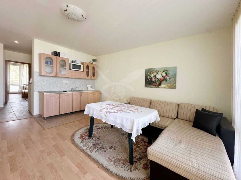 Продава се Двустаен апартамент в к.к. Слънчев бряг - 65 кв.м за 1062 €/кв.м - Снимка #1