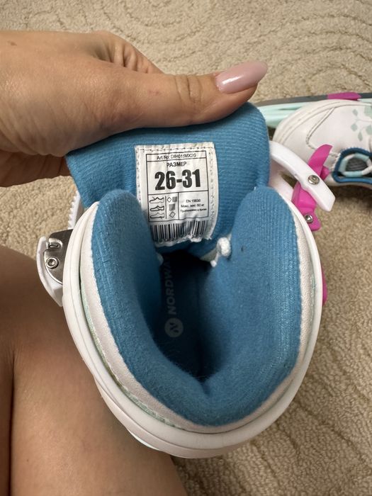 Продам коньки детские