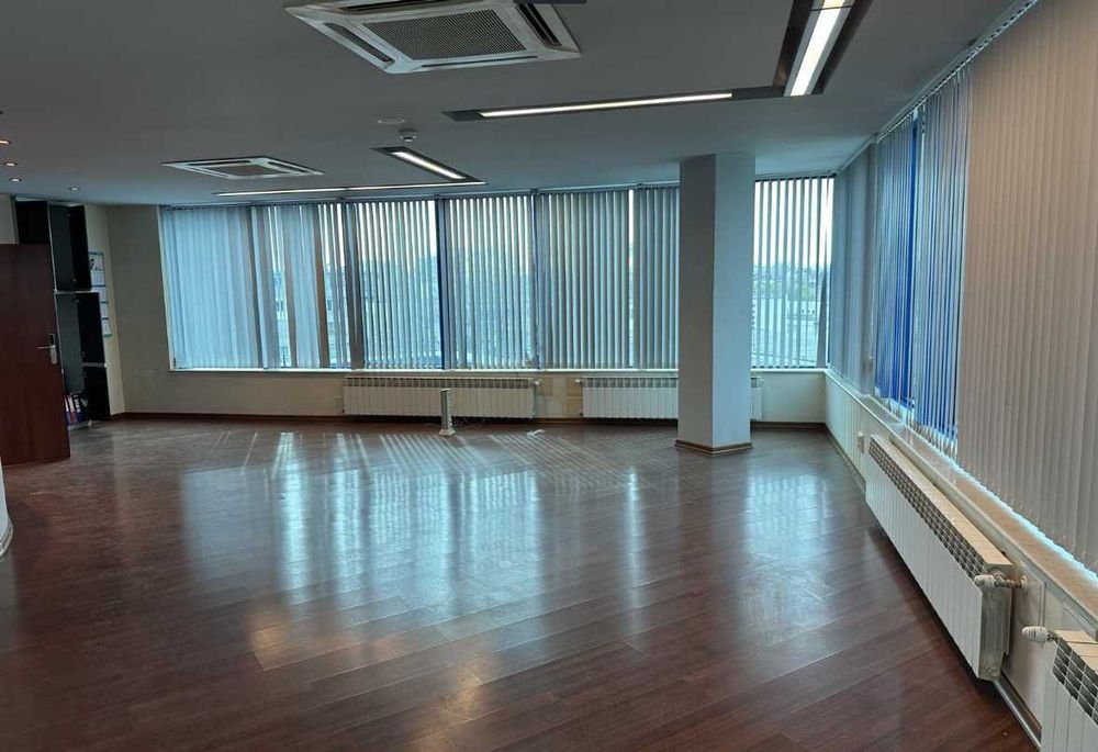 Дава се под наем Склад в Варна, Победа - 1550 кв.м за 5425 € - Снимка #17