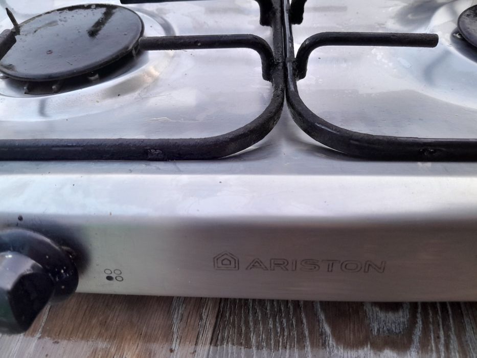 Продам встраемая плита газовая.электроподжик