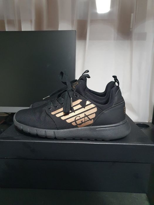 Adidasi Emporio Armani