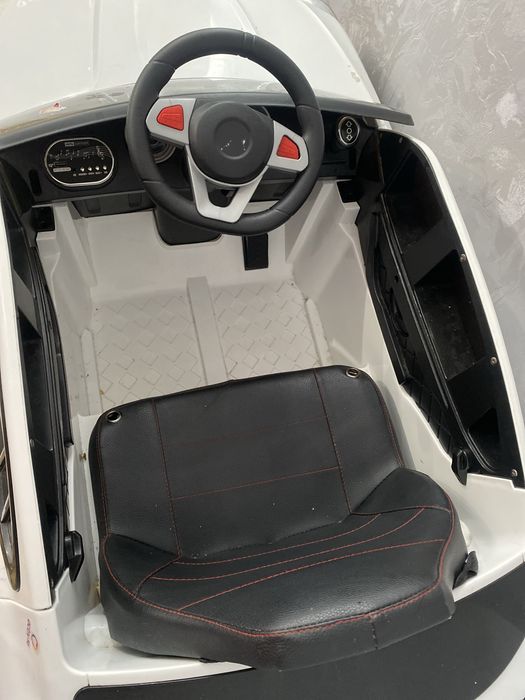 Электромобиль детский