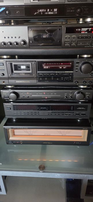Technics Amplificator si preamplificator  Se a 900 in stare perfectă de funcționare