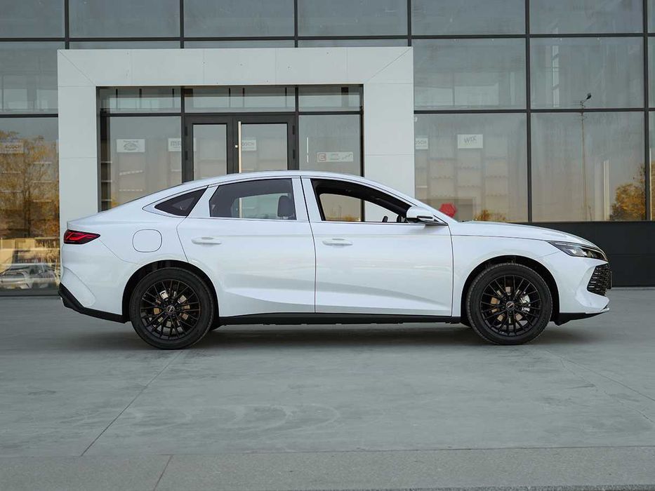 BYD Seal 6, 120 km Flagship