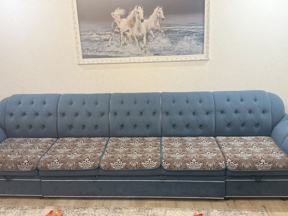 Продам диван 3 метра