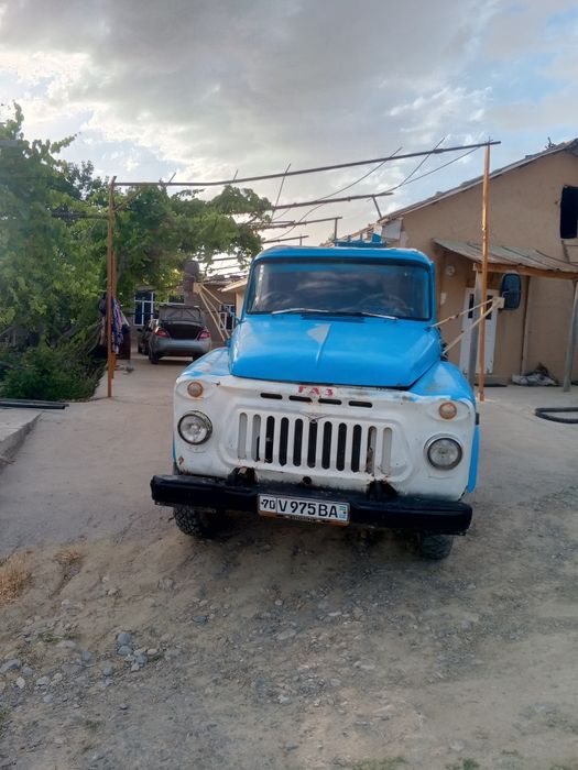 Gaz 52 sotiladi yurib turgan moshina