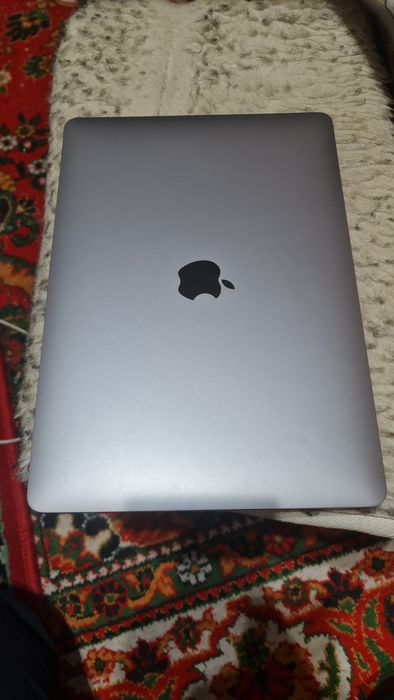 Macbook m1 air 8ga256 b/u
