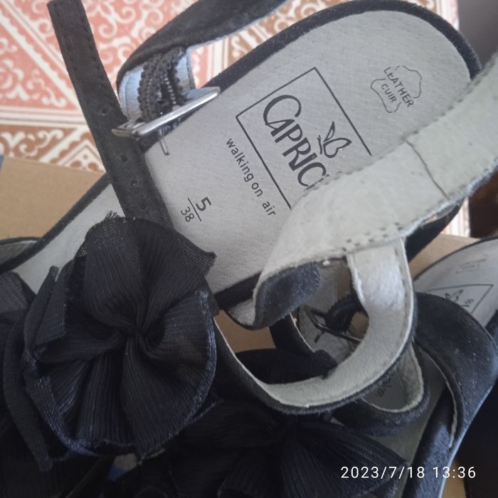 Крутые босоножки