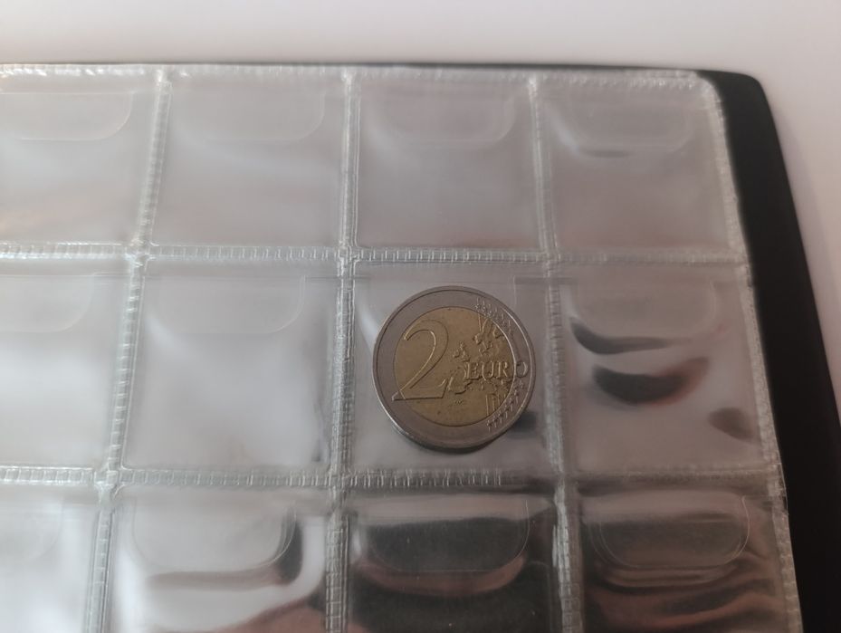 Албум /класьор за монети.
