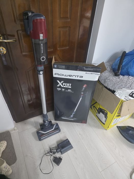 Aspirator vertical Rowenta X-PERT 2 in 1