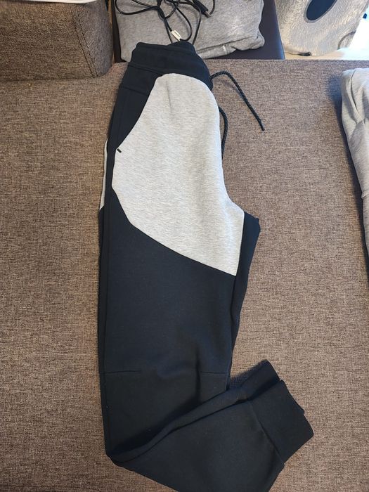 Nike Tech Fleece Bluză+Pantaloni