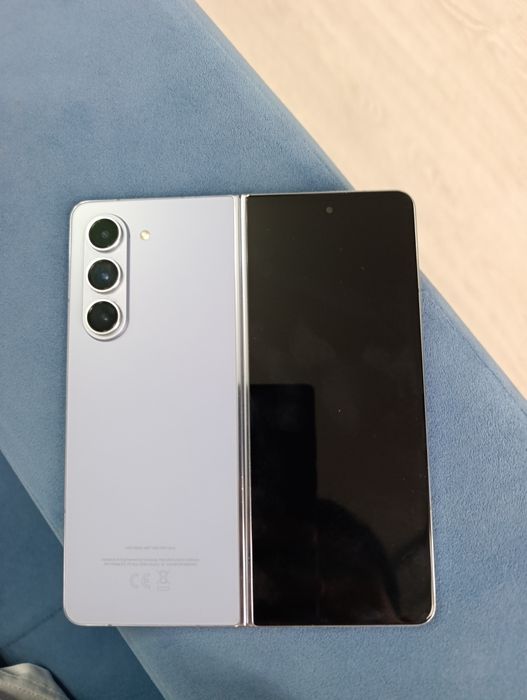 Samsung Z FOLD 5 DEMO