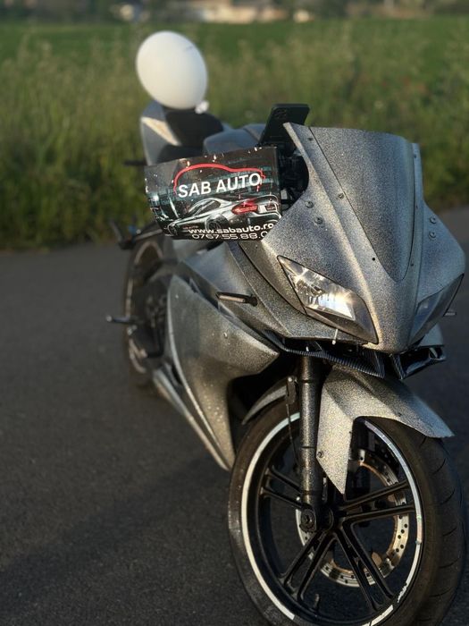 Vand yamaha yzf 125cc urgent sau schimb cu ceva pentru a2 !!!