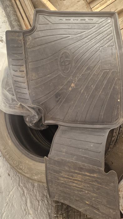 Оригинал полик камри 70