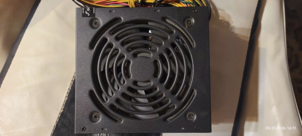 Блок питания Aerocool