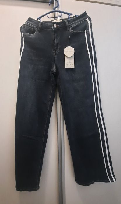 Нови дамски дънки р-р 38