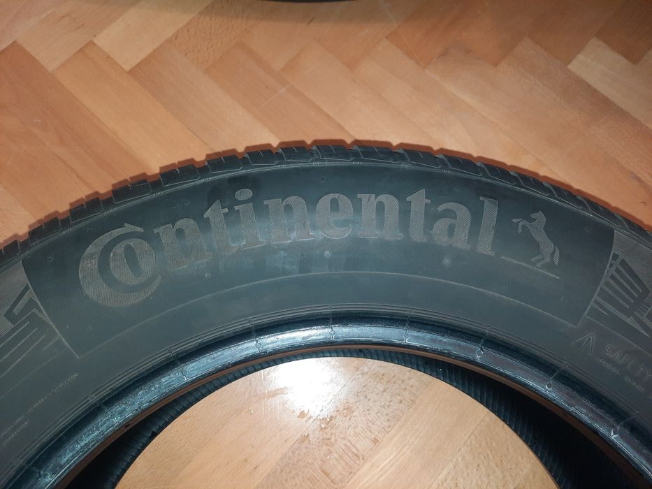 225/65R17 Continental Всесезонни