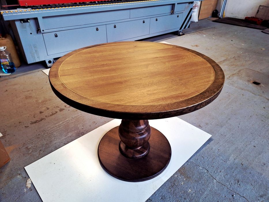 Masa dining din lemn masiv