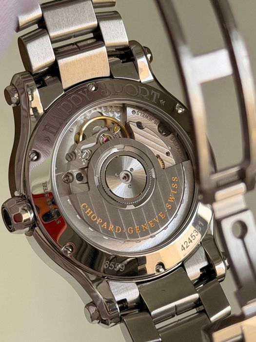 Женские часы Chopard