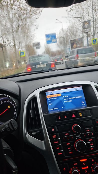 OPEL Astra 2011 — imagine 3