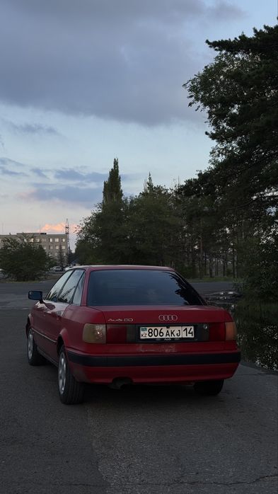 Продам AUDI 80 B4