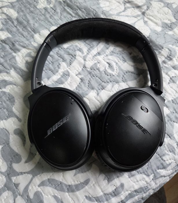 Vand casti bluetooth Bose QC 35