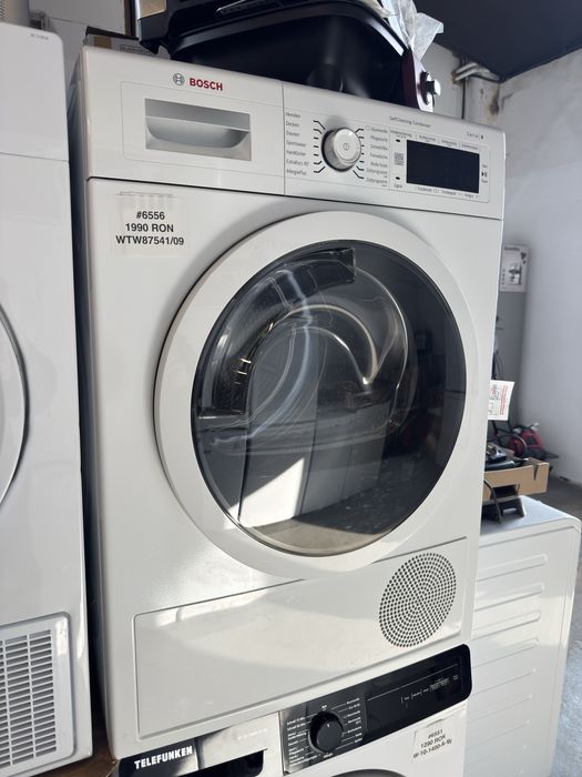 Uscător de rufe cu pompa de căldură Bosch WTW87541/09