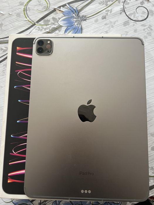 Продам айпад  11 про м2