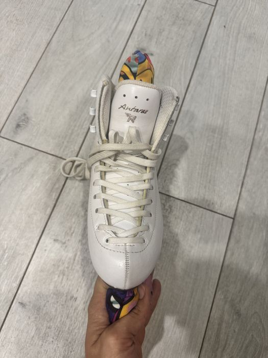 Продам коньки Risport Antares