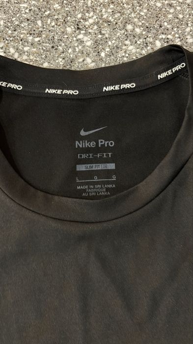 Спортивная одежда Nike / Under Armour