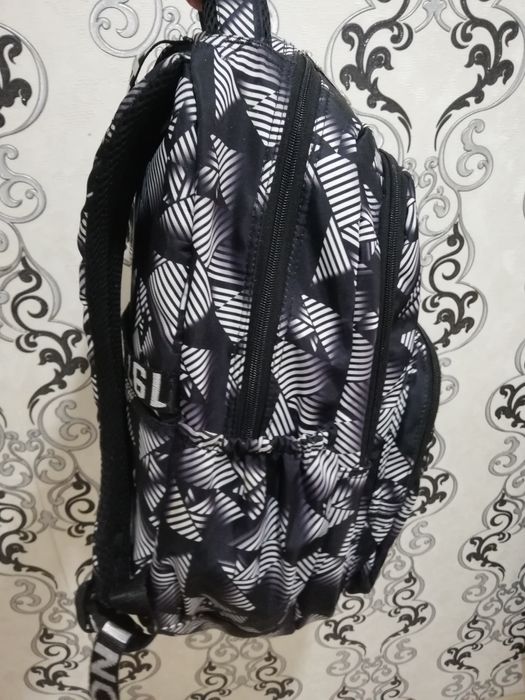 Продаётся рюкзак, в отличном состояний