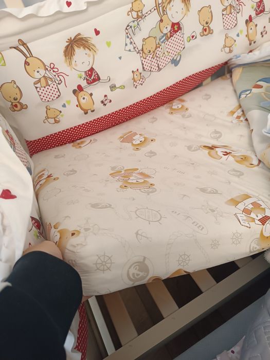 Детский манеж продам