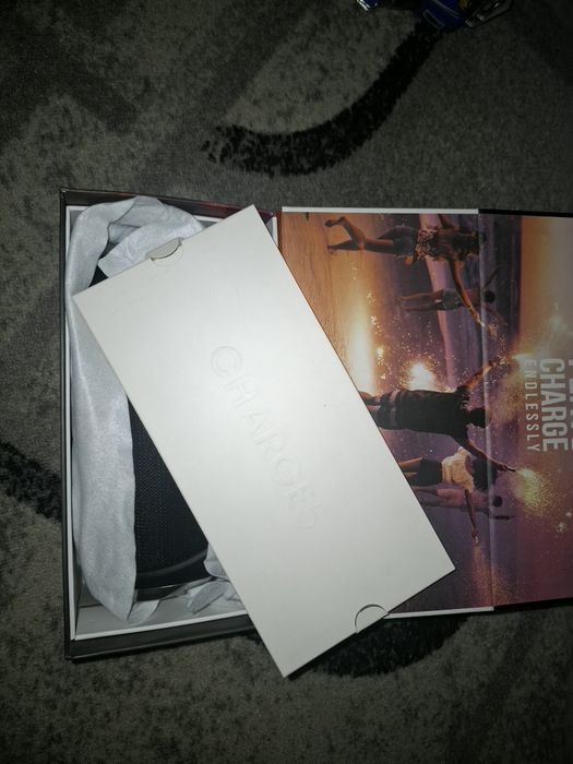 Jbl с кутия от charge 5