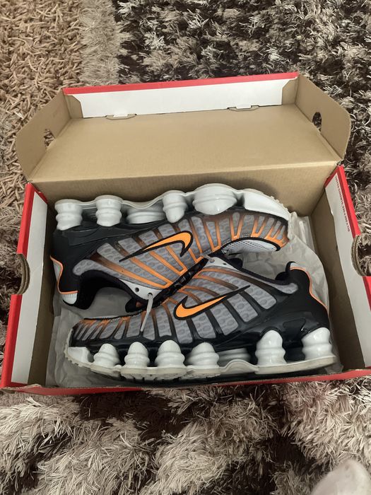 Vand nike shox stare perfecta 450 lei