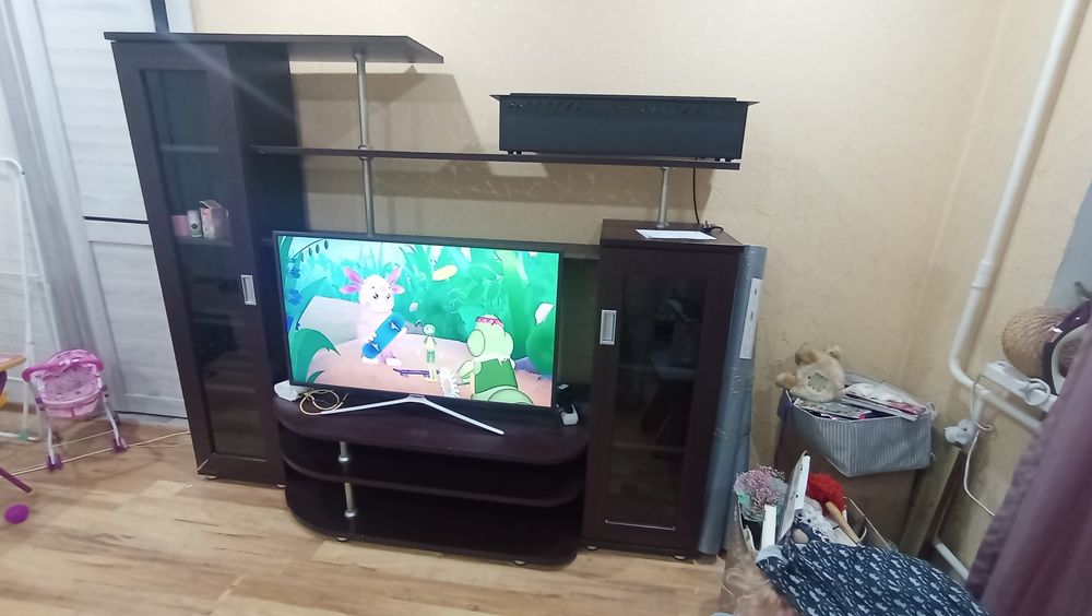 Продам стенку в гостиную