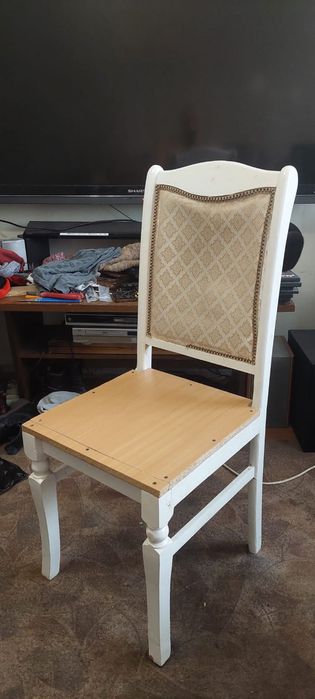 Продам стулья табуретки