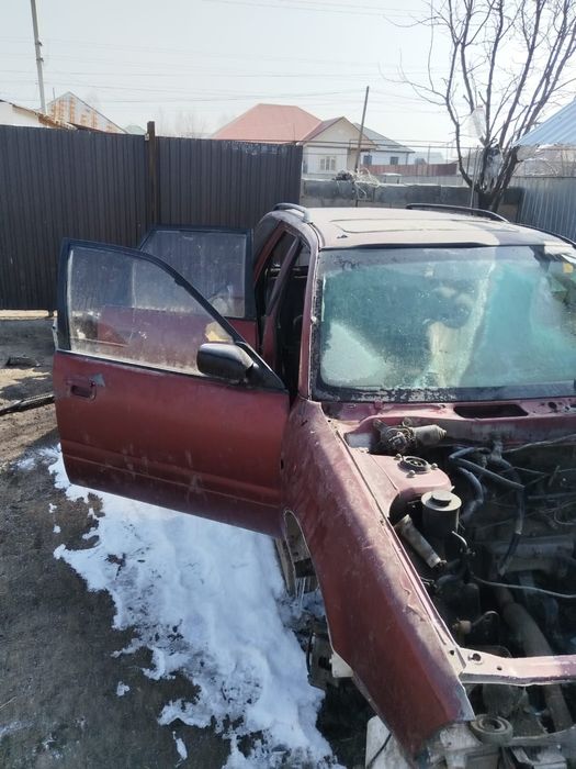 Запчас для nissan primera